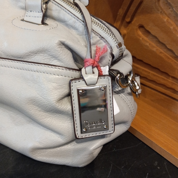 Tignanello Gray Shoulder Bag with Stripped Lining - Picture 2 of 6